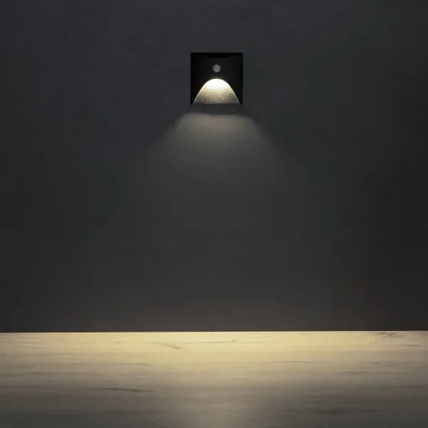 Kanlux 39142 - LED schodové svietidlo so senzorom EXIN 2,5W/230V 4000K IP65 čierna hr.