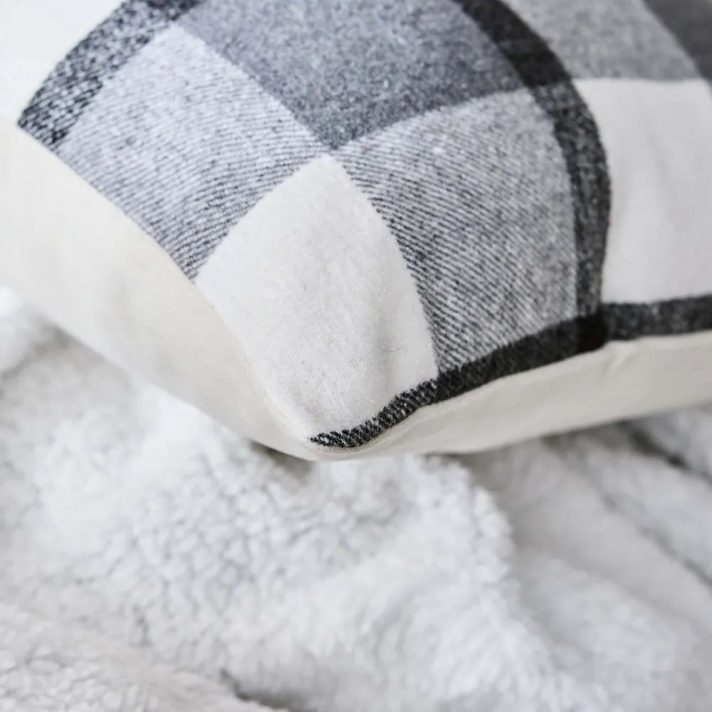 Dekoračný vankúš 45x45 cm Ecossais – douceur d'intérieur