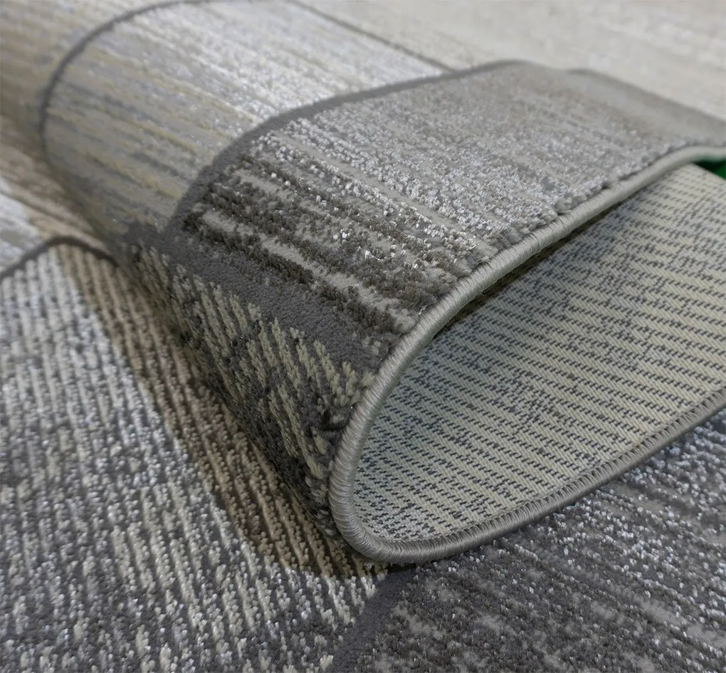 Koberec Esprit 3603 GREY – sivý vzorovaný obdĺžnik pre každú izbu Rozmer: 140x190 cm