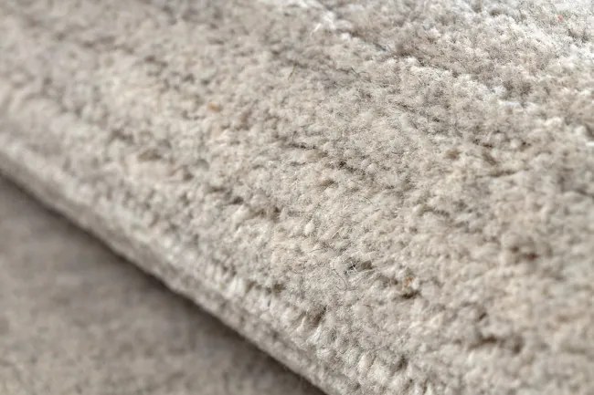 Koberec TEXTURA 488.20.LA110 Osta sivý