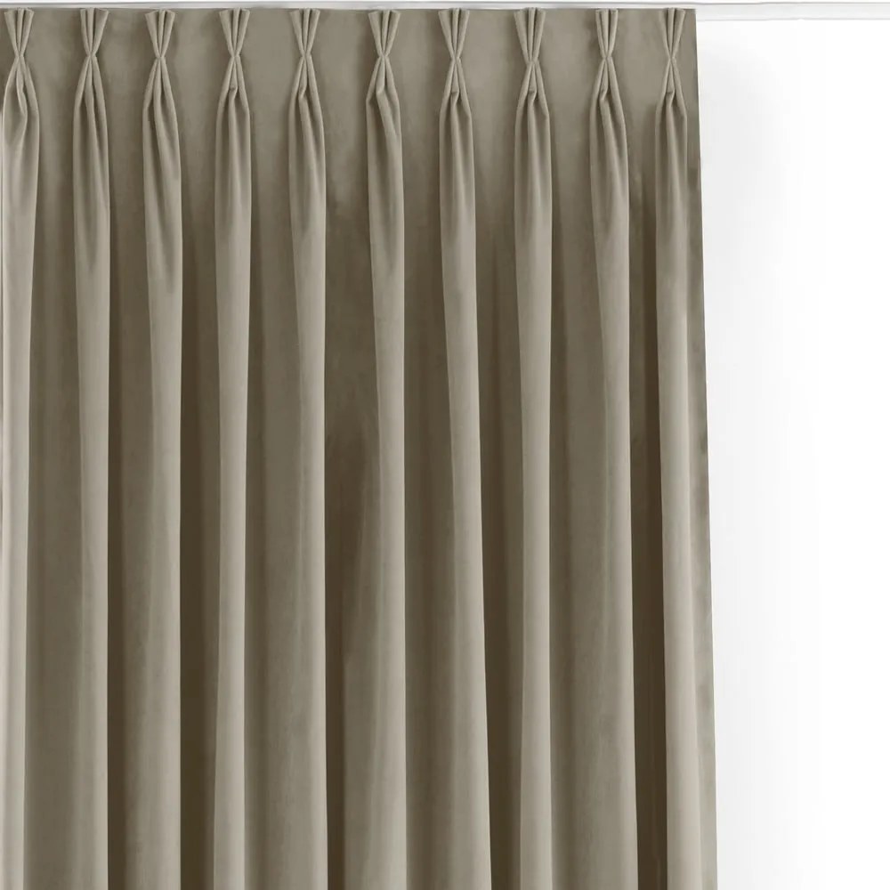 Béžový zamatový dimout záves 200x175 cm Velto – Filumi