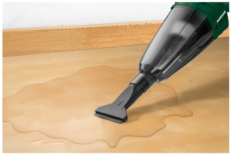 Parkside® Aku ručný vysávač Phssa 20-Li D2 + Smart akumulátor 20 V/4Ah + Nabíjačka 20 V/4,5 A (800011280)