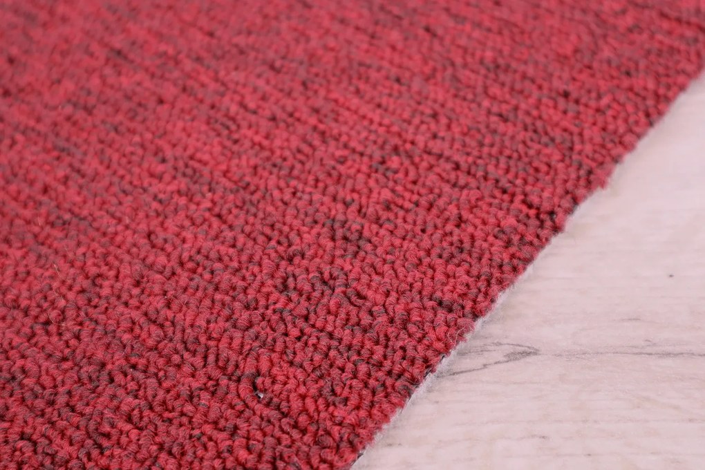 Vopi, Metrážny koberec Astra červená - neúčtujeme odrezky z role, na mieru, šíře 1,33m,1m,2m,3m,4m,na mieru, neúčtujeme odrezky, červená, ab (mriežka), chodba / predsieň