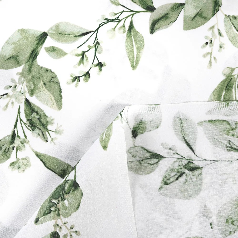 Biante Bavlnený záves Sandra SA-422 Zelené listy na bielom 140x180 cm