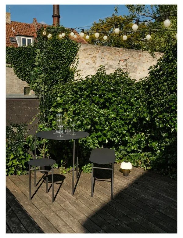 Čierna kovová stolička Disc – Zone