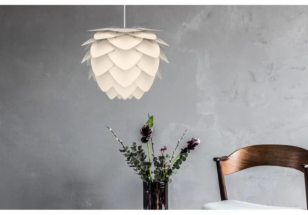 Krémovobiele tienidlo ø 59 cm Aluvia – UMAGE