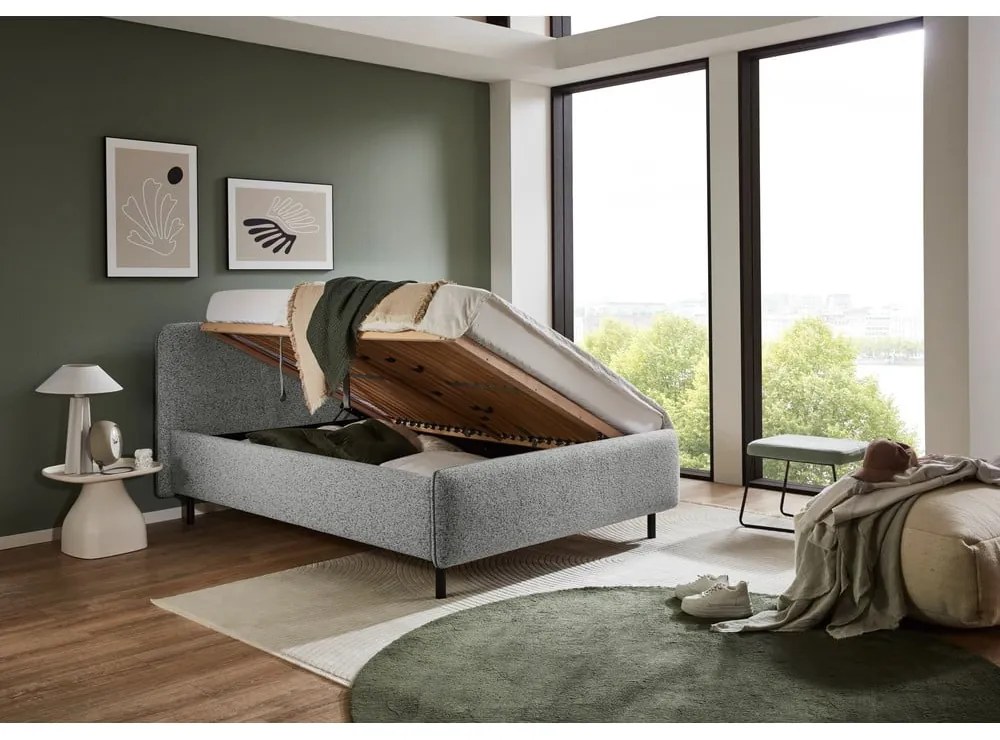 Svetlosivá čalúnená dvojlôžková posteľ s úložným priestorom s roštom 180x200 cm Primo – Meise Möbel