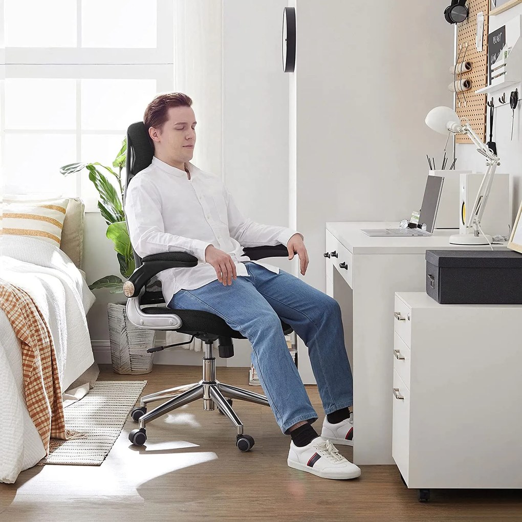 Kancelárska stolička s podrúčkami, ergonomické kreslo, čierne