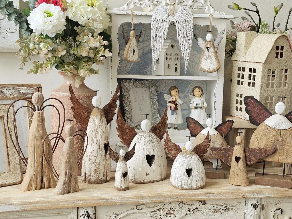 Dekorácia drevená figúrka anjel so srdiečkom Angel Rustic L - 19*6*21 cm