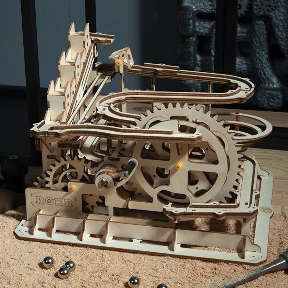 Robotime 3D drevené mechanické puzzle Kuličková dráha Marble Parkour 254 ks