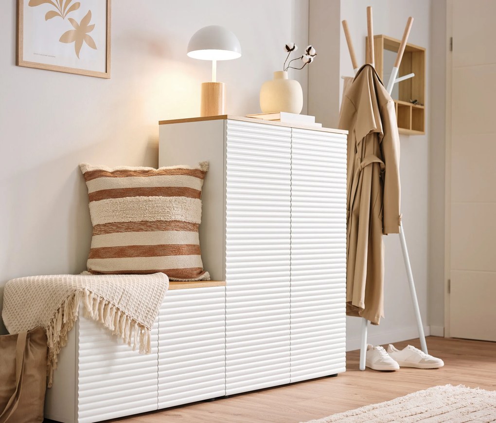 Stojan na oblečenie