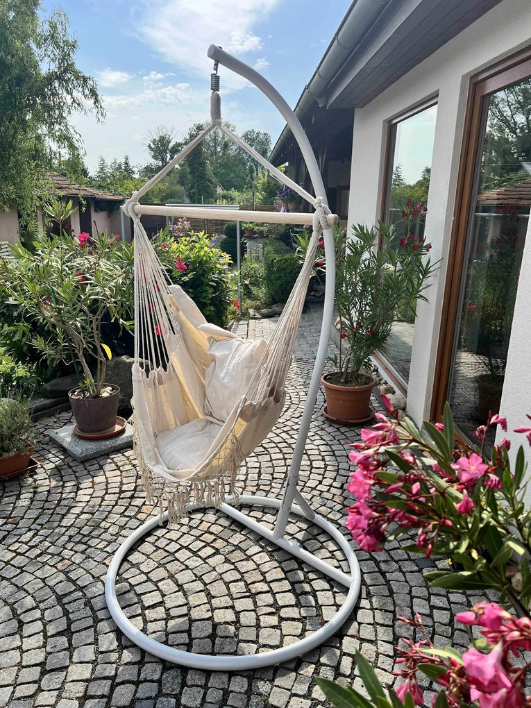 Béžové závesné kreslo PALAK s bielym stojanom