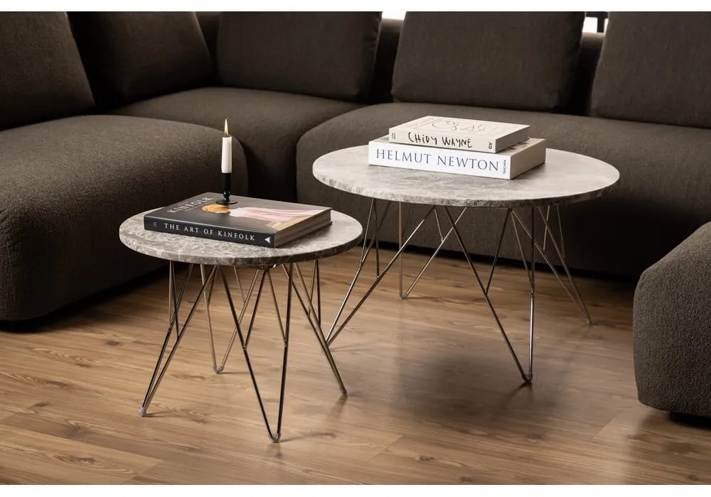 Sivý mramorový okrúhly konferenčný stolík ø 80 cm Prunus – Actona