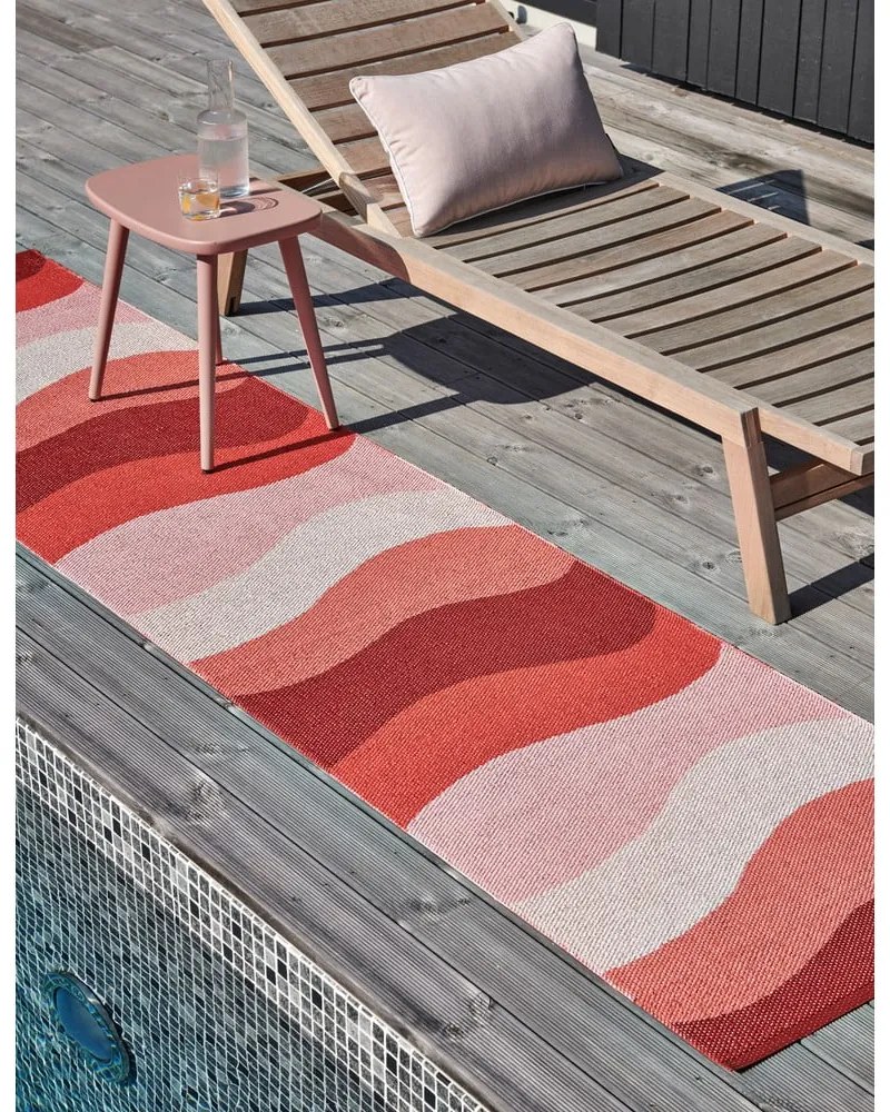 Červený vnútorný a vonkajší koberec 70x100 cm Urvi Fire – Pappelina