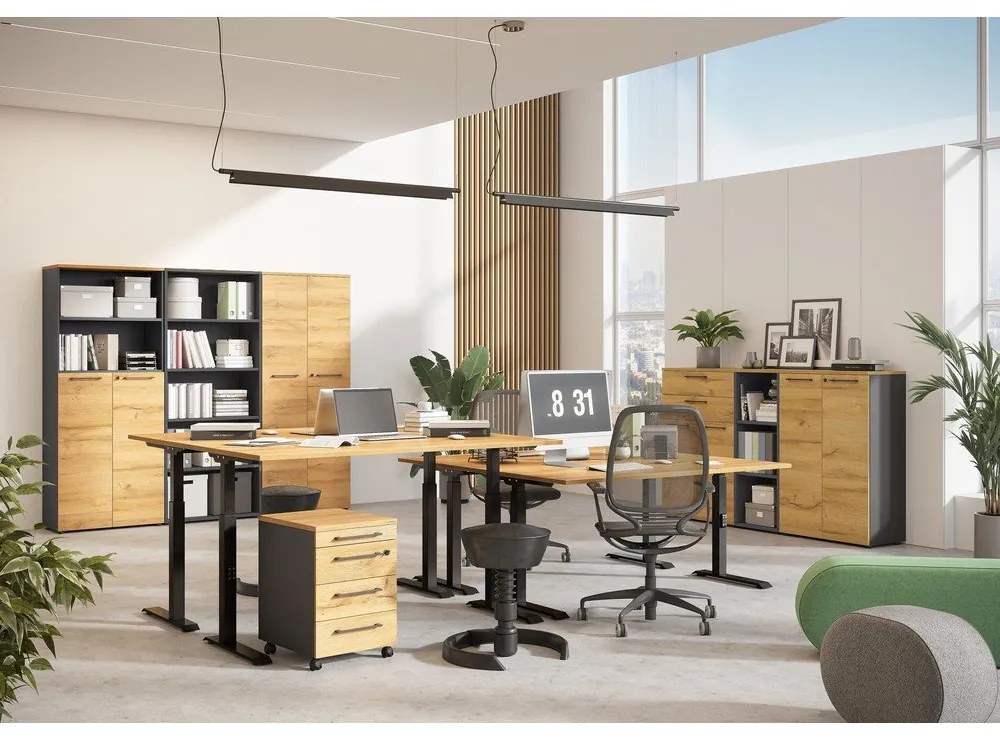 Polohovací pracovný stôl s elektricky nastaviteľnou výškou s doskou v dubovom dekore 80x160 cm Agenda – Germania