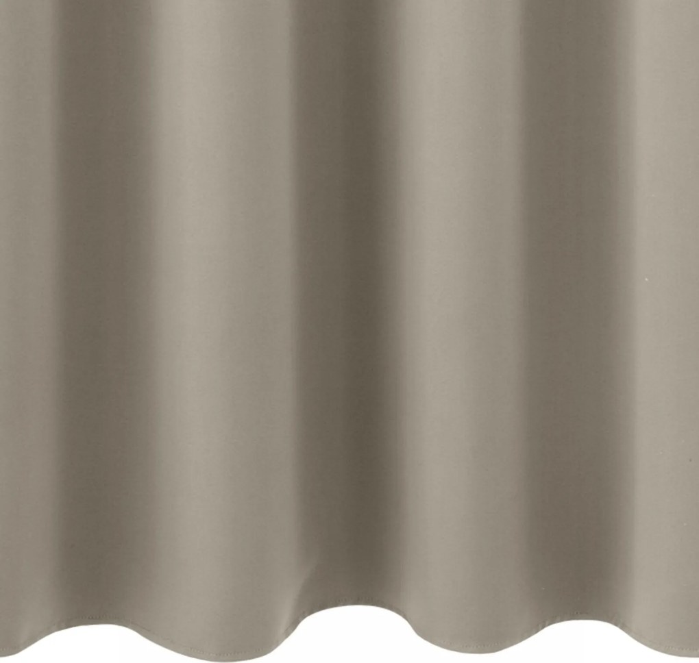 KRÁTKY ZATEMŇOVACÍ ZÁVES NA KRÚŽKOCH LOGAN 140X175 CM HNEDÁ