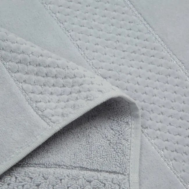 Kúpeľňový koberček JESSI 04 strieborný