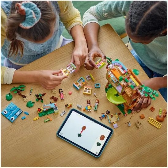 Lego®  Friends 42652 Domček priateľstva na strome  (100396838)