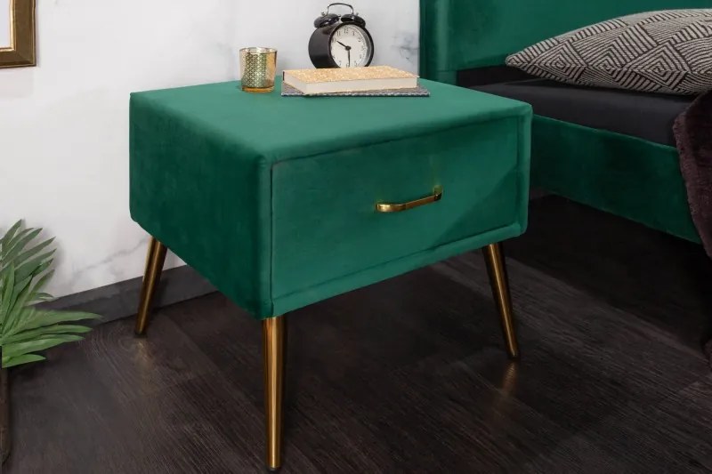 Nočný stolík Famous velvet emerald green