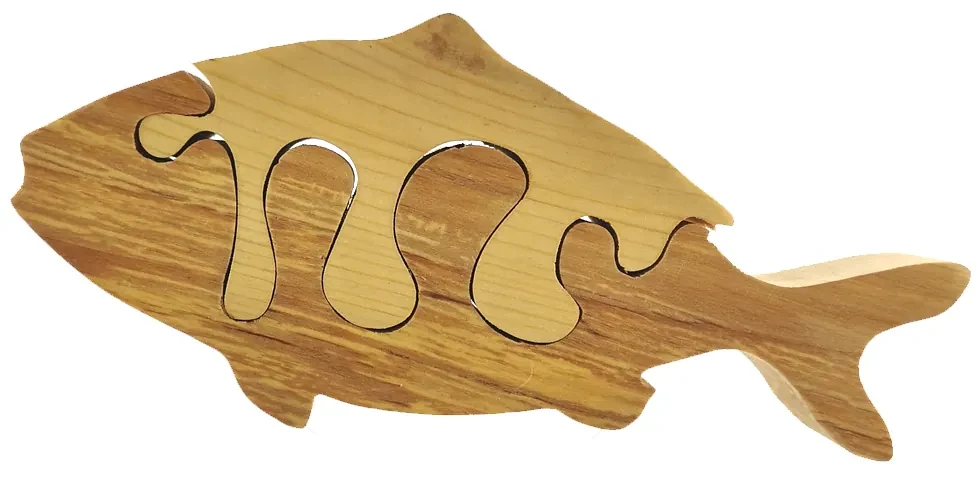 AMADEA Drevené puzzle ryba, masívne drevo dvoch druhov drevín, 19 cm