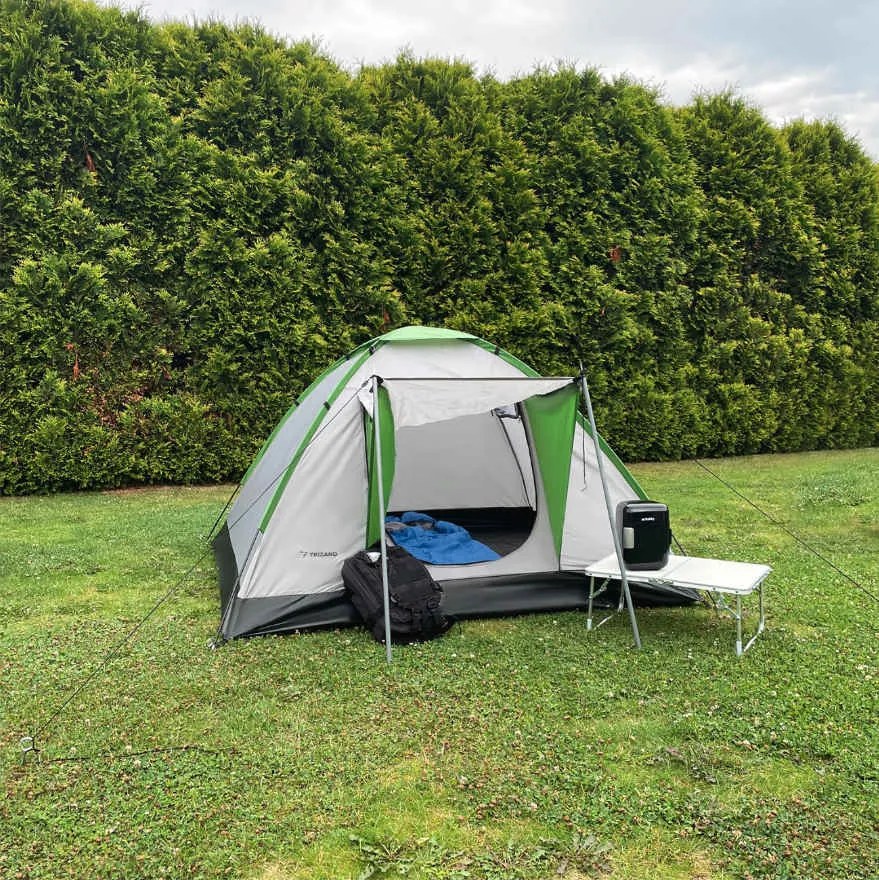 Turistický stan pre 4 osoby 200 x 200 x 110 cm - vodeodolný