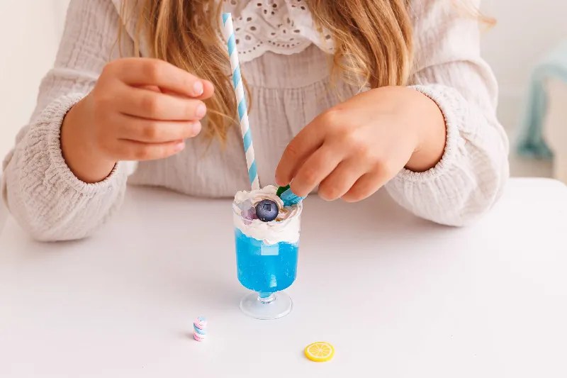 Zdobenie – Zmrzlinový koktail | Kreatívna sada na výrobu hračkárskeho dezertu
