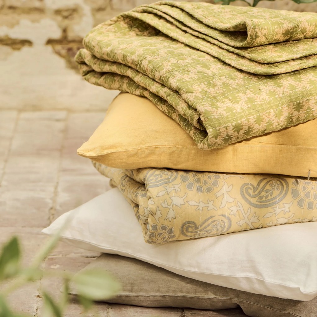 Ib Laursen Prešívaný prehoz Soft yellow /off white / grey 130 × 180 cm