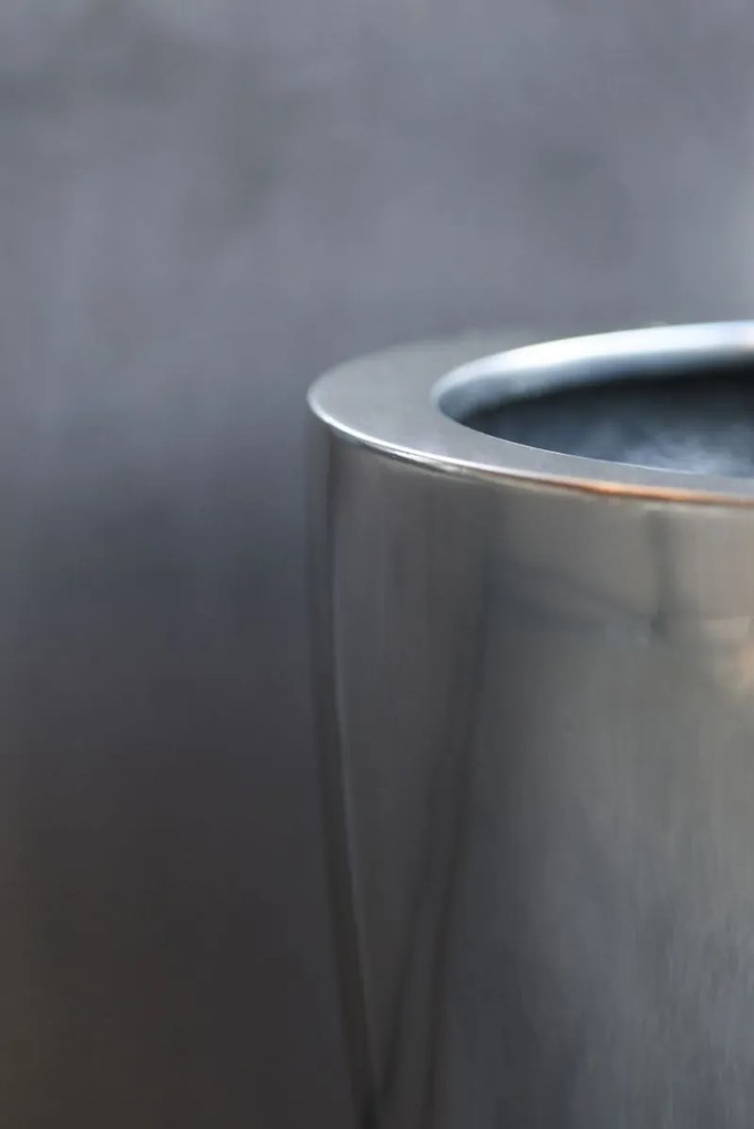 Luxusný kvetináč OPALA, sklolaminát, výška 44 cm, strieborná metalíza