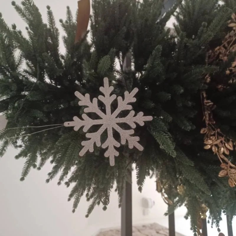 DECOLED Snehová vločka IV, priemer 15 cm, strieborná