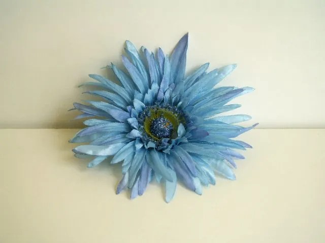 Modrý umelý kvet gerbery 10cm