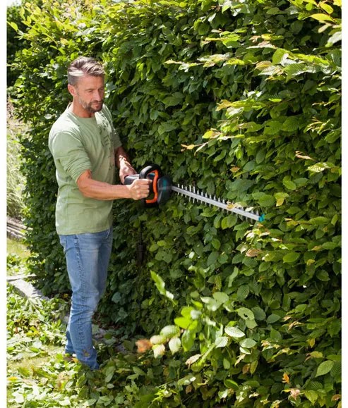 Gardena Elektrické nožnice na živý plot PowerCut 700/65  (100347807)