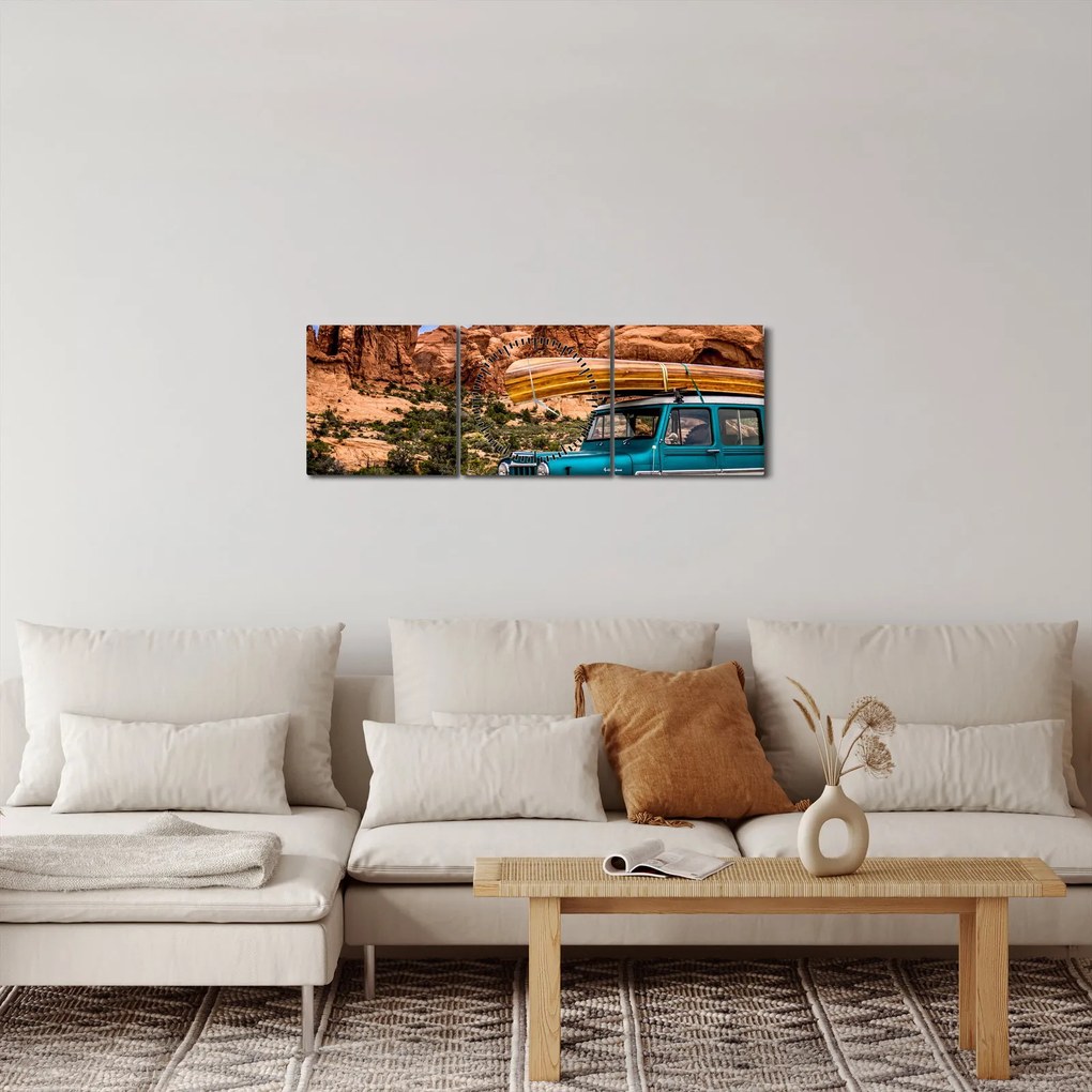 Obraz terénneho auta v horách (s hodinami) (90x30 cm)