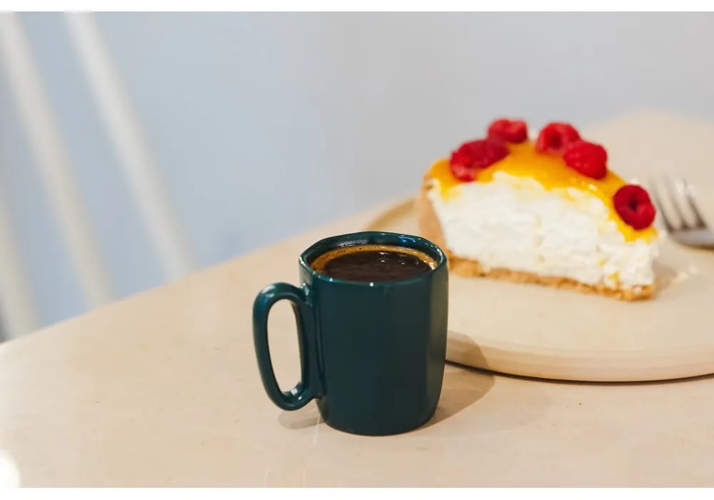 Tmavozelené kameninové hrnčeky v súprave 2 ks na espresso 80 ml Fuori – Vialli Design