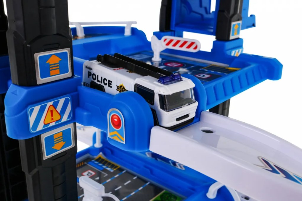 Ramiz Mega viacpodlažné parkovisko + rohož