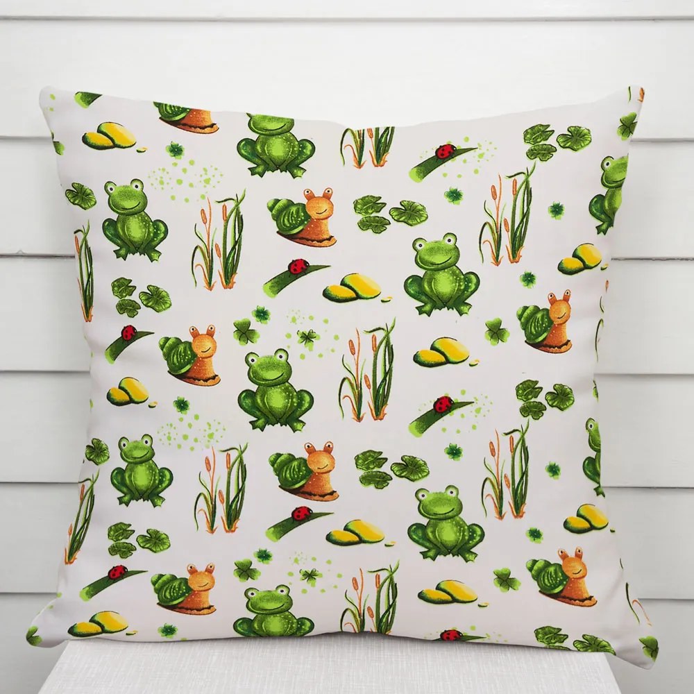 Biante Detská bavlnená obliečka na vankúš Sandra SA-609 Žabky a slimáky na bielom 50 x 70 cm