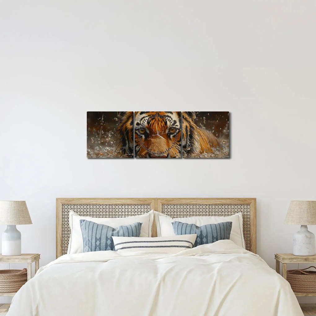 Obraz - Portrét tigra vo vode (s hodinami) (90x30 cm)