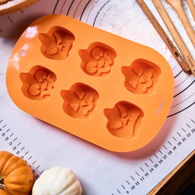 Forma na pečenie GHOST TOWN 706974