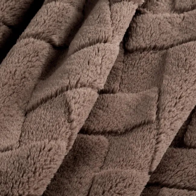 Deka D91 CARO tmavobéžová