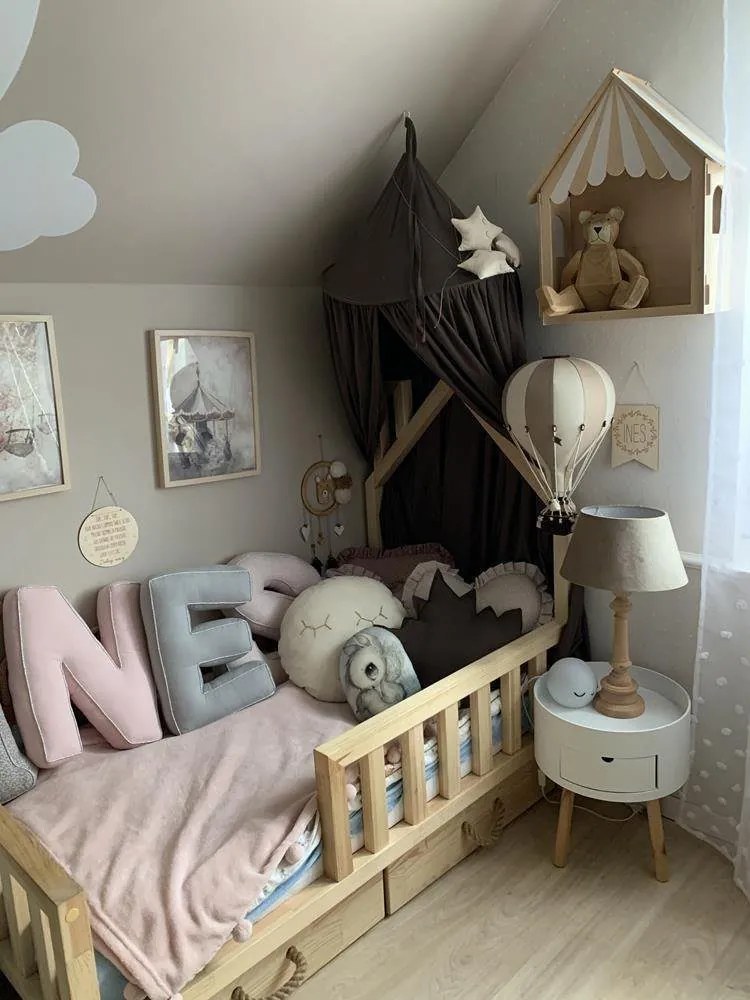 Dekoračný lietajúci balón béžová – dekorácia do detskej izby M-33cm x 20cm