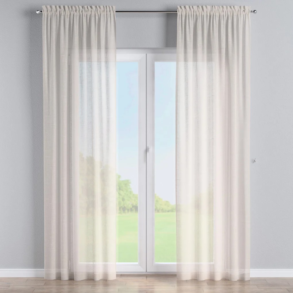 Záves s tunelom a volánom