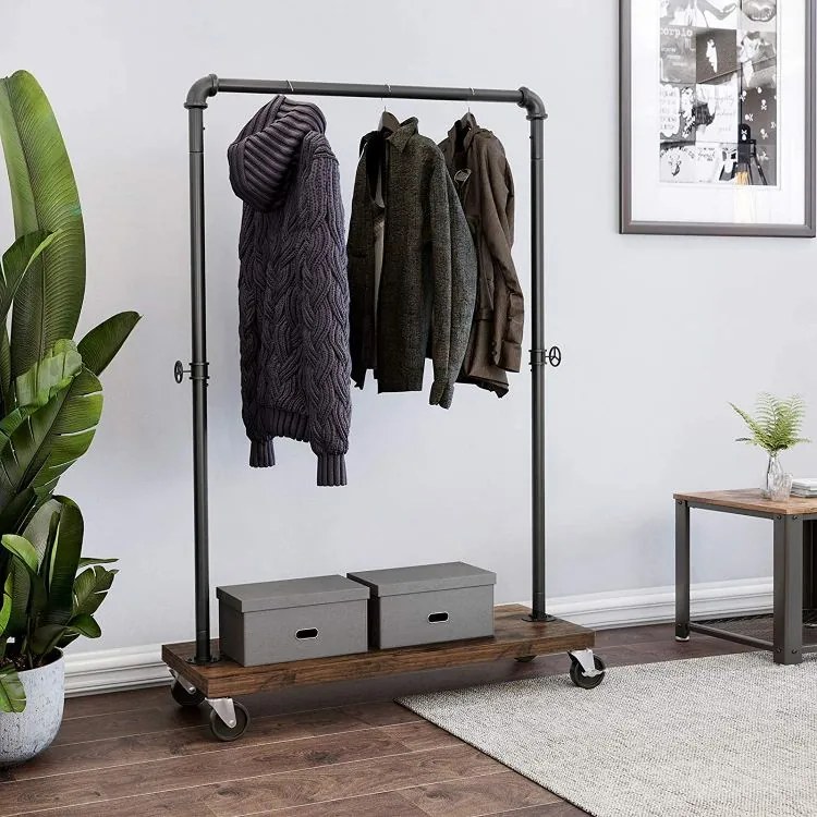 Vešiak na oblečenie LOFT