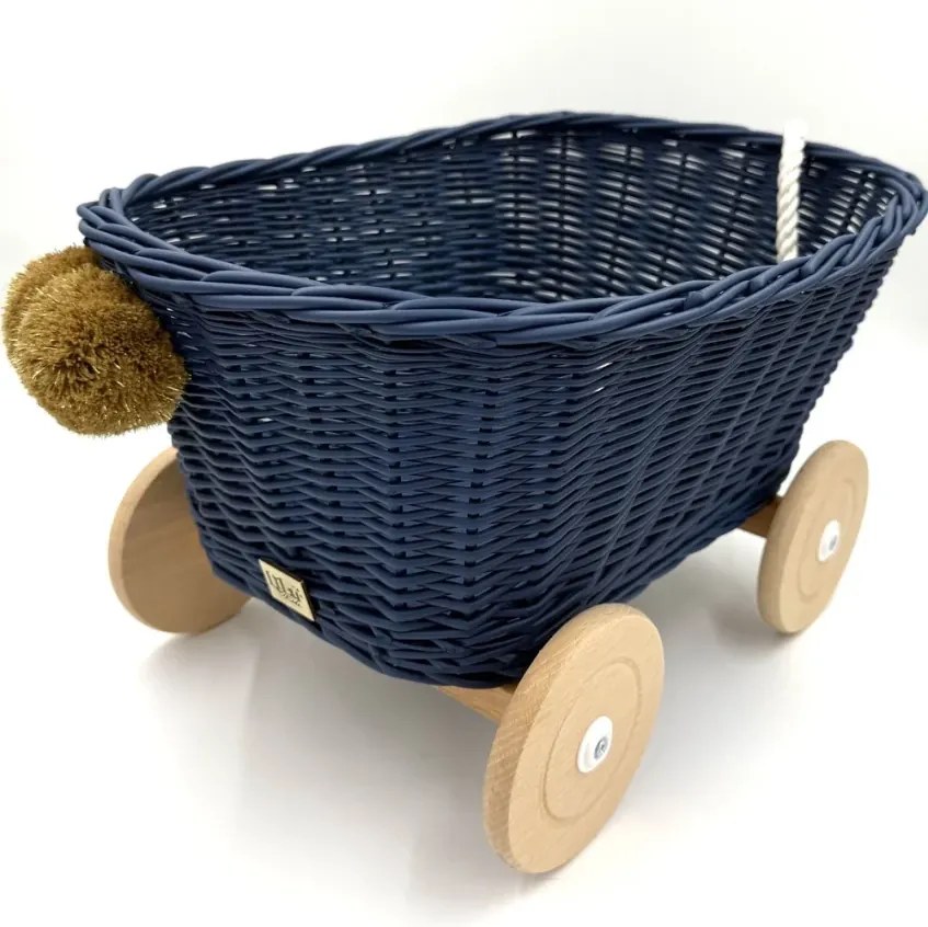 Prútený vozík na ťahanie za šnúrku - tmavo modrá