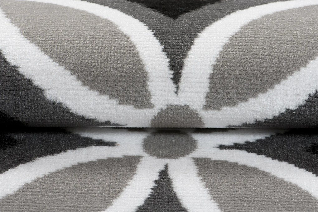 TA Koberec Z898A TMAVO ŠEDÁ MAYA PP EYM Rozmer: 200x300 cm