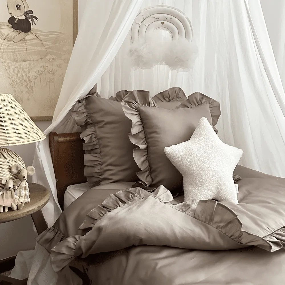 Posteľná bielizeň s volánom – taupe Margaret od 140x200 cm 200x220 cm