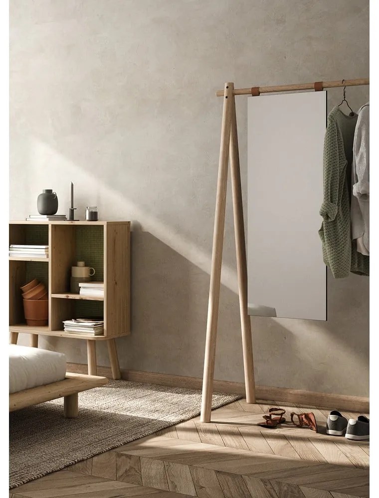Vešiak z borovicového dreva so zrkadlom Karup Design Hongi Natural