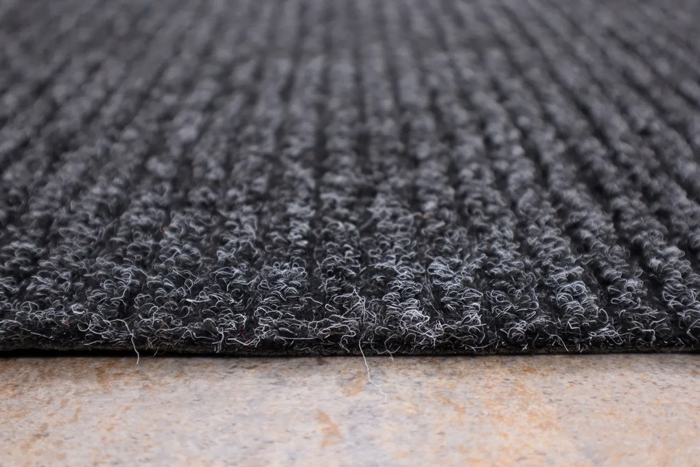 Betap carpets Rohožka Matador čierna - 40x60 cm