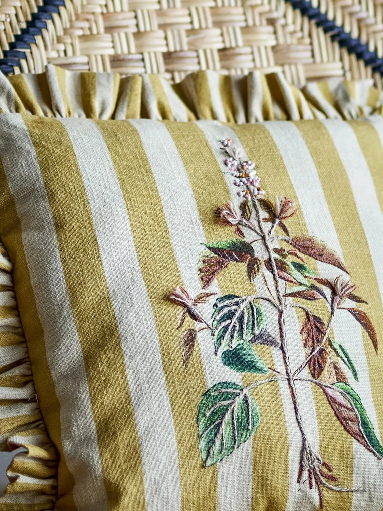 Bloomingville Dekoratívny vankúš s výšivkou Camila Yellow 35 × 35 cm