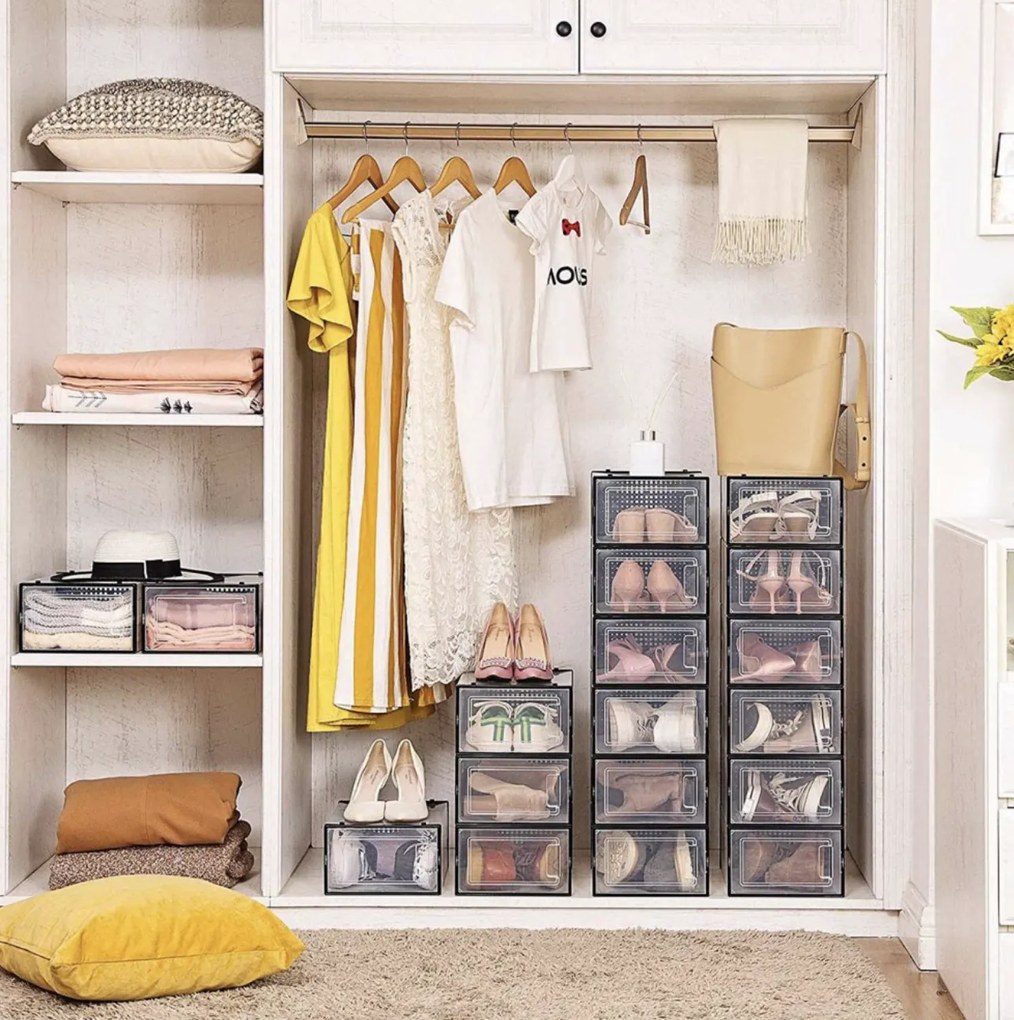 Súprava 18 ks boxov na topánky Petty čierna