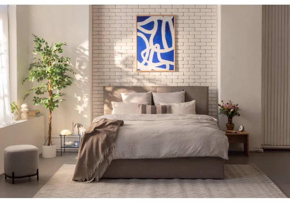 Čalúnená dvojlôžková posteľ taupe s úložným priestorom s roštom 180x200 cm Thessa Bold – Bonami Selection