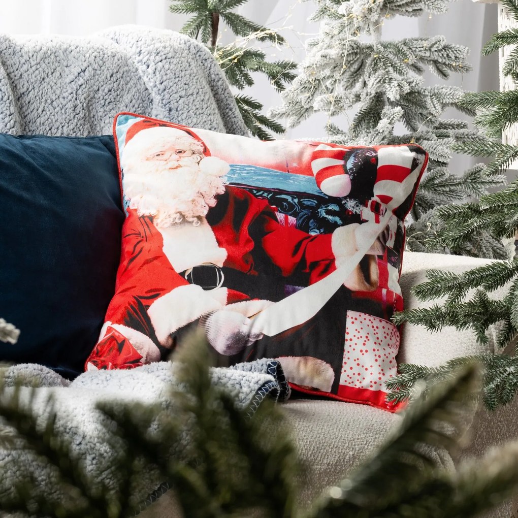 VIANOČNÁ DEKORAČNÁ OBLIEČKA NA VANKÚŠ SANTA2 45X45 CM VZOROVANÁ